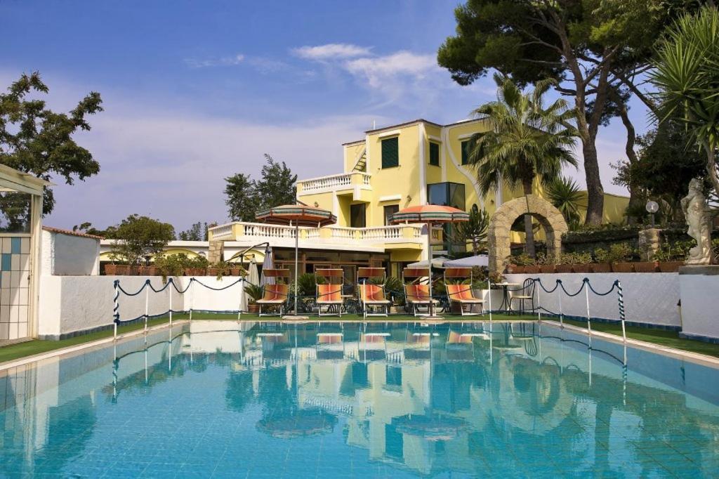 Albergo Villa Hibiscus Forio di Ischia Dış mekan fotoğraf